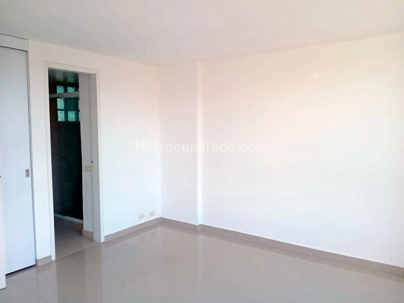 Apartamento Cómodo de 2 Alcobas en El Poblado con Seguridad 24/7 - 9