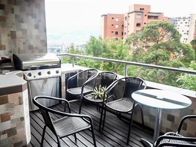 Apartamento de 3 alcobas en venta en El Poblado, Medellín, 188 m² · foto 19 de 20
