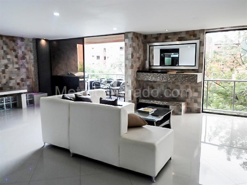 Apartamento en Venta y Arriendo, EL POBLADO, Medellín – pohled 2