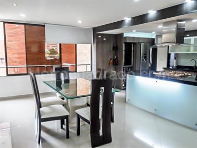 Apartamento de 3 alcobas en venta en El Poblado, Medellín, 188 m² · foto 4 de 20