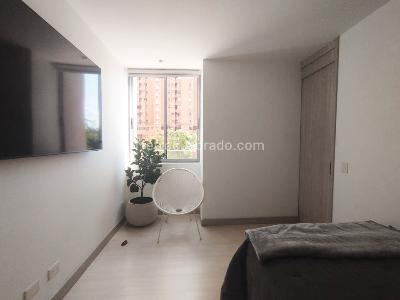 Apartamento en venta en El Poblado, Medellín · foto 9 de 13
