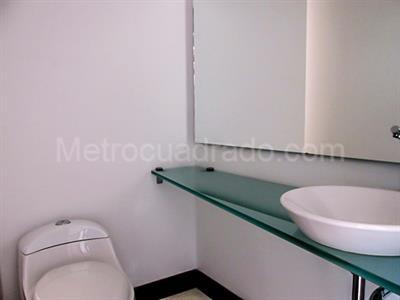 Apartamento de 3 alcobas en venta en El Poblado, Medellín, 210 m² · foto 14 de 20