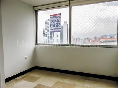 Apartamento de 3 alcobas en venta en El Poblado, Medellín, 210 m² · foto 7 de 20