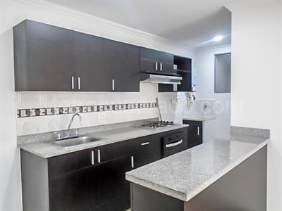 Apartamento en venta en El Poblado, Medellín · foto 7 de 19