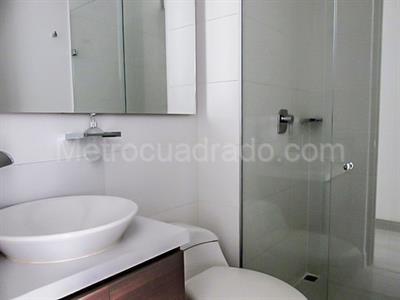 Apartamento de 3 alcobas en venta en El Poblado, Medellín, 106 m² · foto 13 de 19
