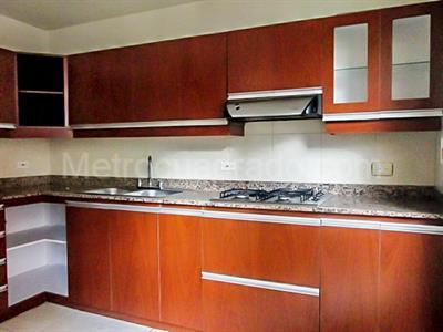 Apartamento de 3 alcobas en venta en Benedictinos, Envigado, 157 m² · foto 6 de 19