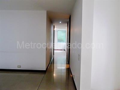 Apartamento de 3 alcobas en venta en Benedictinos, Envigado, 157 m² · foto 9 de 19