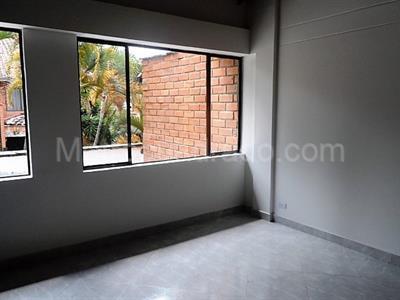 Casa de 3 alcobas en venta en El Poblado, Medellín, 136 m² · foto 9 de 20