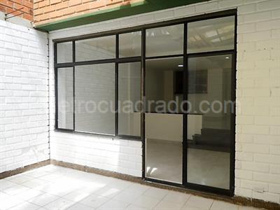 Casa de 3 alcobas en venta en El Poblado, Medellín, 136 m² · foto 15 de 20