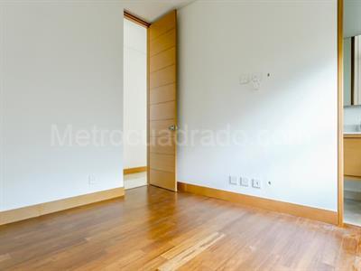 Apartamento de 3 alcobas en arriendo en El Poblado, Medellín, 296 m² · foto 12 de 20