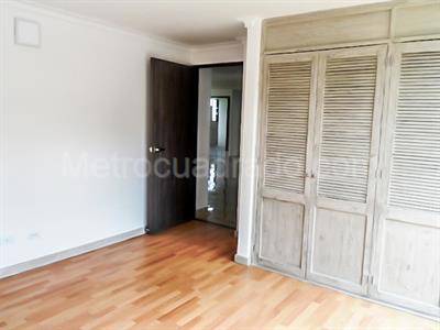 Apartamento de 4 alcobas en venta en El Poblado, Medellín, 226 m² · foto 13 de 20