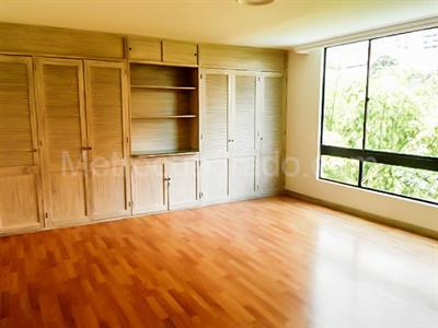 Apartamento de 4 alcobas en venta en El Poblado, Medellín, 226 m² · foto 14 de 20