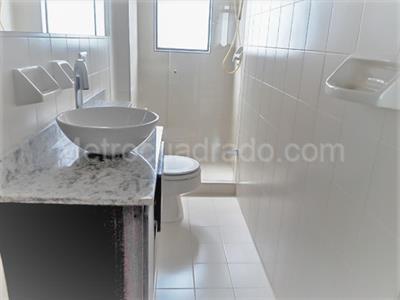 Apartamento de 4 alcobas en venta en El Poblado, Medellín, 226 m² · foto 16 de 20