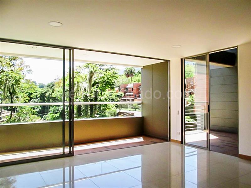 Apartamento en Venta y Arriendo, El Chocho, Envigado - 2