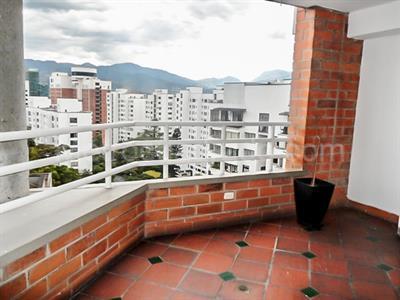 Apartamento en venta en El Poblado, Medellín · foto 16 de 19