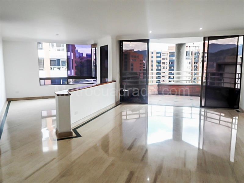 3BR Apartment in EL POBLADO (198 m²)