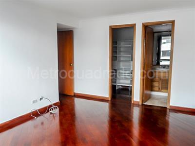 Apartamento en venta en El Poblado, Medellín · foto 9 de 19