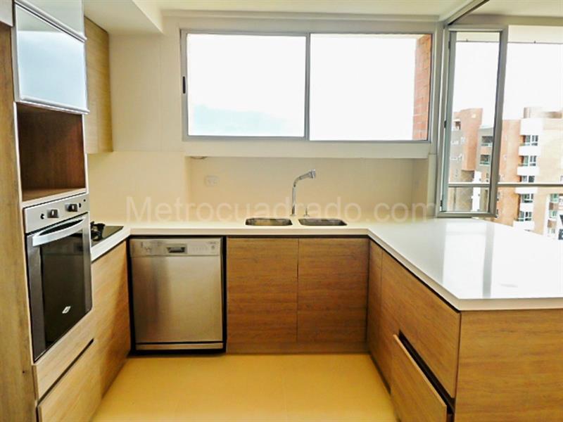 Apartamento de 3 Alcobas en Los Parra, El Poblado (Alquiler y Venta) - 4