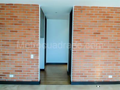 Apartamento de 3 alcobas en venta en El Poblado, Medellín, 125 m² · foto 7 de 19