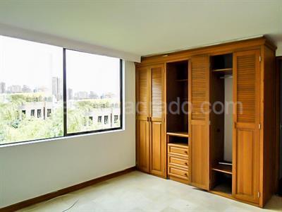 Apartamento en venta en El Poblado, Medellín · foto 10 de 20