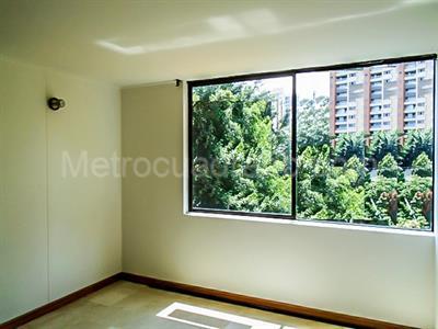 Apartamento en venta en El Poblado, Medellín · foto 11 de 20