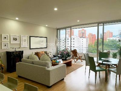 Apartamento de 2 alcobas en arriendo en El Poblado, Medellín, 143 m² · foto 3 de 16
