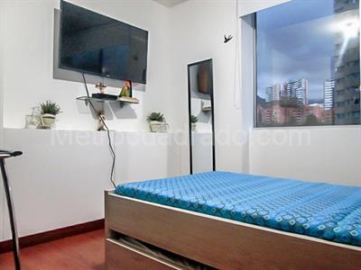 Apartamento de 4 alcobas en arriendo en Loma Los Benedictinos, Envigado, 157 m² · foto 13 de 19