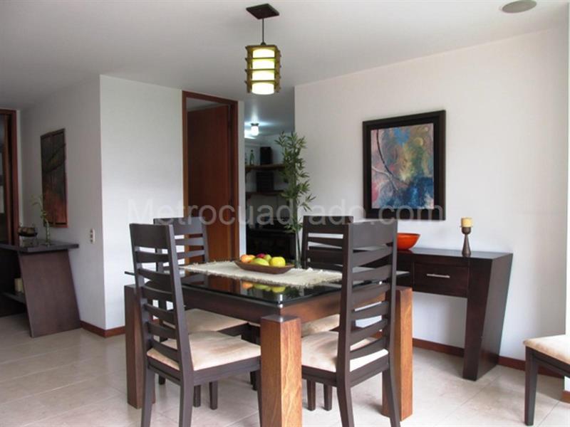 Apartamento de 3 Alcobas con Estudio y 3 Baños en El Poblado - 3