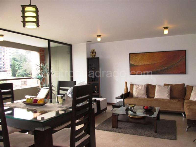 Apartamento de 3 Alcobas con Estudio y 3 Baños en El Poblado - 4