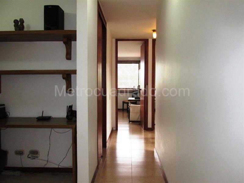 Apartamento de 3 Alcobas con Estudio y 3 Baños en El Poblado - 7