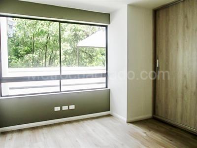 Apartamento de 3 alcobas en venta en El Poblado, Medellín, 202 m² · foto 11 de 17