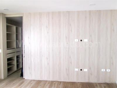 Apartamento de 3 alcobas en venta en El Poblado, Medellín, 202 m² · foto 8 de 17