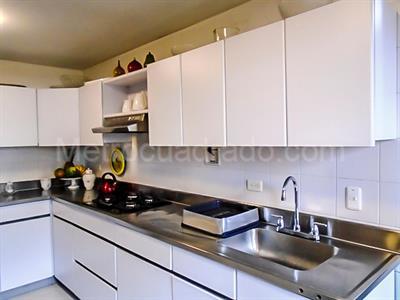 Apartamento de 3 alcobas en venta en El Poblado, Medellín, 194 m² · foto 8 de 20