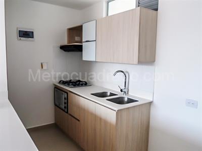 Apartamento de 3 alcobas en venta en El Poblado, Medellín, 103 m² · foto 4 de 14