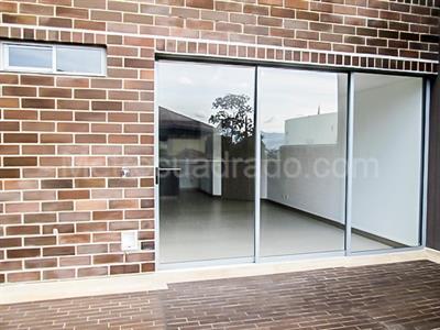 Apartamento de 2 alcobas en venta en Intermedia, Envigado, 78 m² · foto 14 de 19