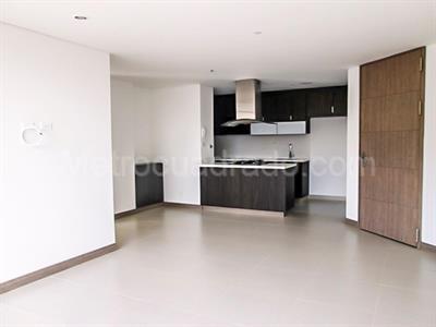 Apartamento de 2 alcobas en venta en Intermedia, Envigado, 78 m² · foto 3 de 19