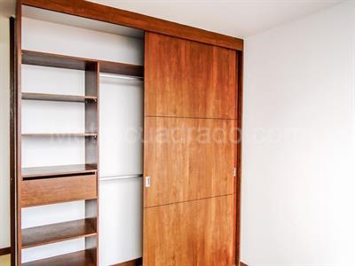 Apartamento de 3 alcobas en venta en Loma De Los Gonzalez, Medellín, 102 m² · foto 12 de 20
