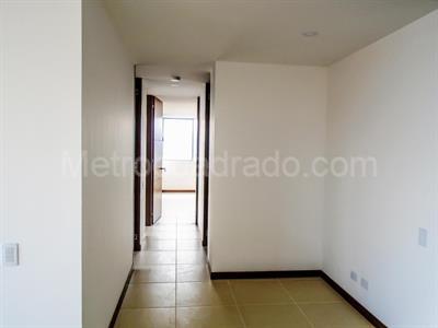 Apartamento de 3 alcobas en venta en Loma De Los Gonzalez, Medellín, 102 m² · foto 13 de 20