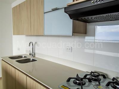 Apartamento de 3 alcobas en venta en Loma De Los Gonzalez, Medellín, 102 m² · foto 6 de 20