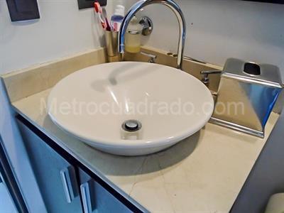 Apartamento en venta en El Poblado, Medellín · foto 13 de 19