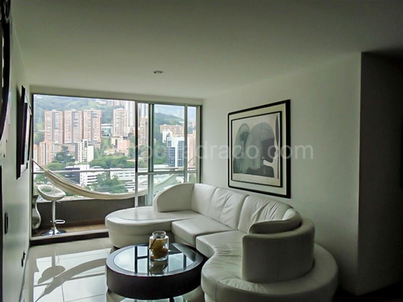 Apartamento de 3 Alcobas en Arriendo y Venta en Ciudad del Río, El Poblado - 2