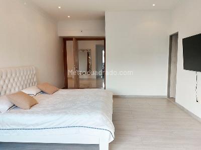 Apartamento de 3 alcobas en venta en Los Balsos, Medellín, 240 m² · foto 11 de 20