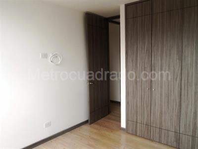 Apartamento de 3 alcobas en venta en El Poblado, Medellín, 110 m² · foto 10 de 17