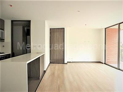 Apartamento de 3 alcobas en venta en El Poblado, Medellín, 110 m² · foto 2 de 17