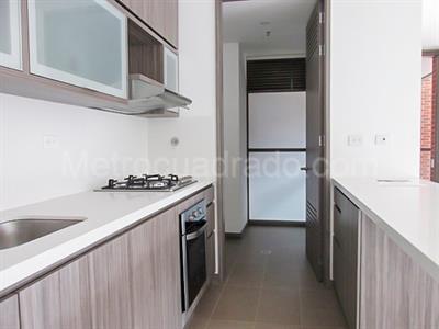 Apartamento de 3 alcobas en venta en El Poblado, Medellín, 110 m² · foto 5 de 17