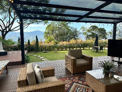 Casa de 4 alcobas en venta en El Poblado, Medellín, 450 m² · foto 17 de 20