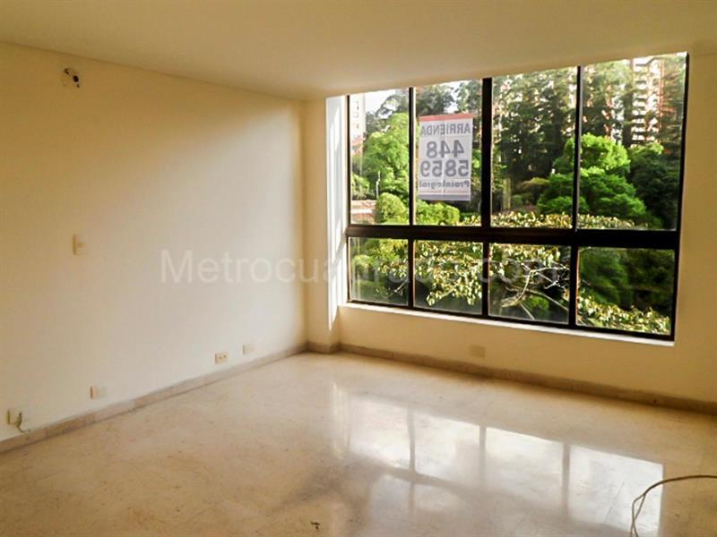 Luxurious 3BR Apartment in El Poblado - 9
