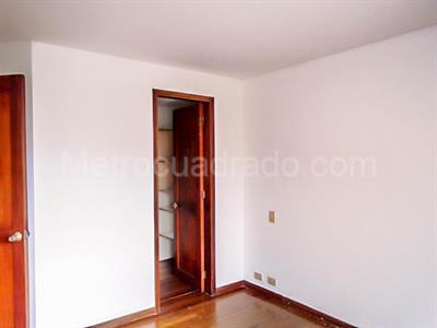 Apartamento de 3 alcobas en venta en El Poblado, Medellín, 190 m² · foto 11 de 17