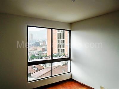 Apartamento de 3 alcobas en venta en El Poblado, Medellín, 190 m² · foto 12 de 17