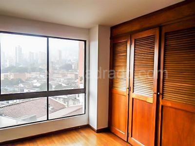 Apartamento de 3 alcobas en venta en El Poblado, Medellín, 190 m² · foto 13 de 17